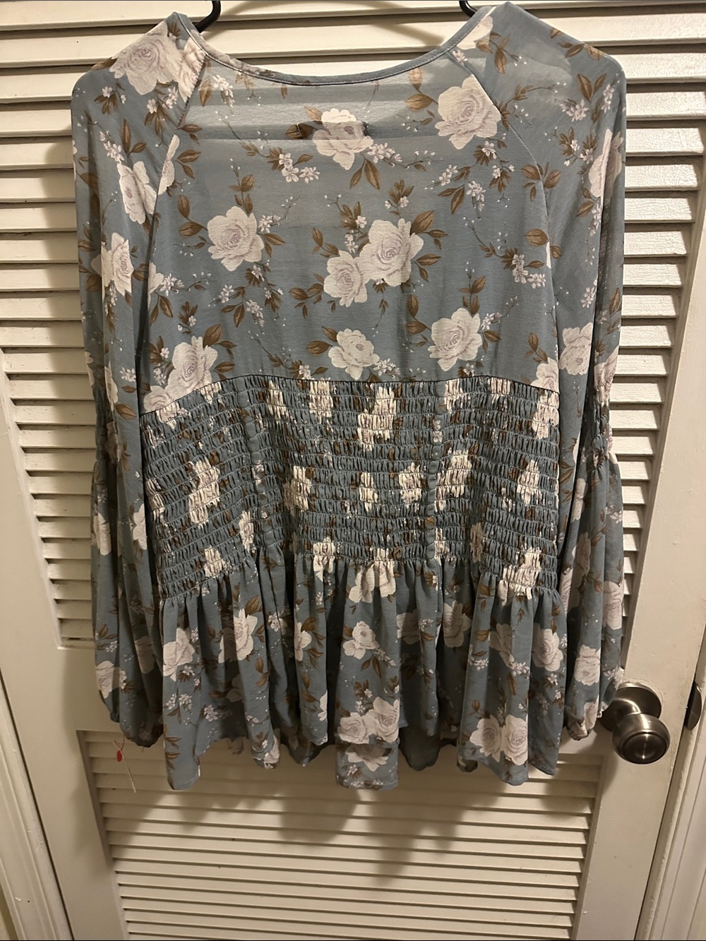 American Eagle Outfitters Dusty Blue Floral Smocked Peplum Blouse - Picture 4 of 4